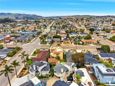 View/Area - 336 Brighton Ave, Grover Beach, CA 93433 photo 10 of 12