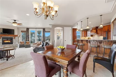 Dining - 336 Brighton Ave, Grover Beach, CA 93433 photo 4 of 5
