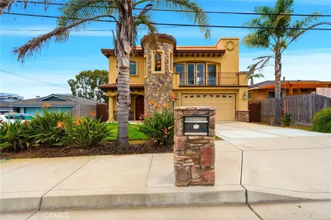 Exterior - 336 Brighton Ave, Grover Beach, CA 93433 photo 3 of 9