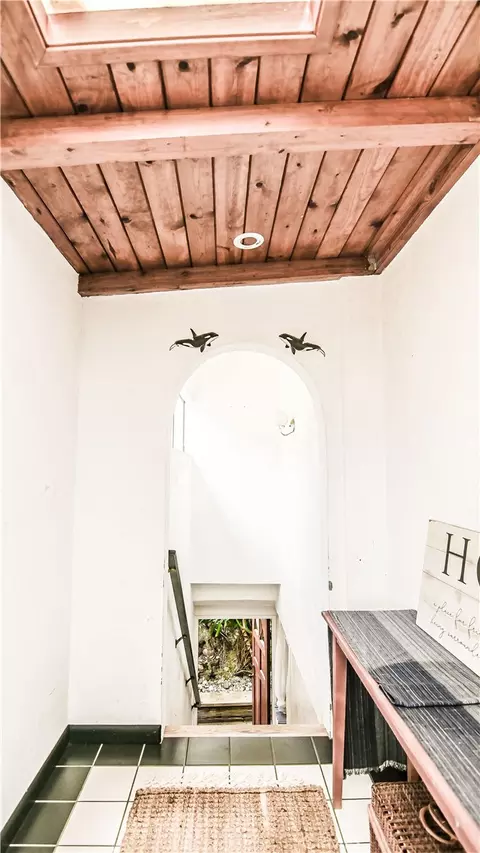 Entry Way - 597 Park, Cayucos, CA 93430 photo 1 of 4