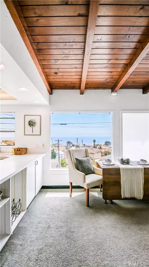 Dining - 597 Park, Cayucos, CA 93430 photo 1 of 3