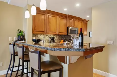 Kitchen - 2727 Shell Beach Rd #314, Pismo Beach, CA 93449 photo 2 of 6