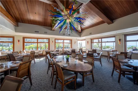 Dining - 2727 Shell Beach Rd #314, Pismo Beach, CA 93449 photo 8 of 9