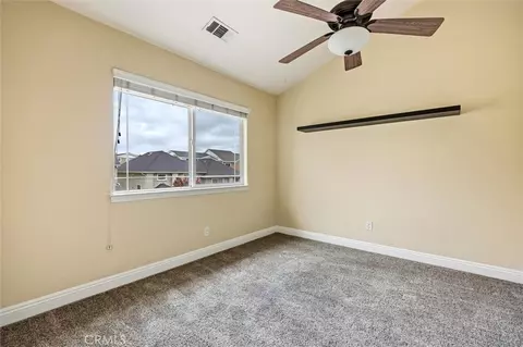 Bedroom - 979 La Costa Ct, Atascadero, CA 93422 photo 3 of 5