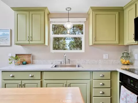 Kitchen - 3056 Ardath Dr, Cambria, CA 93428 photo 5 of 6