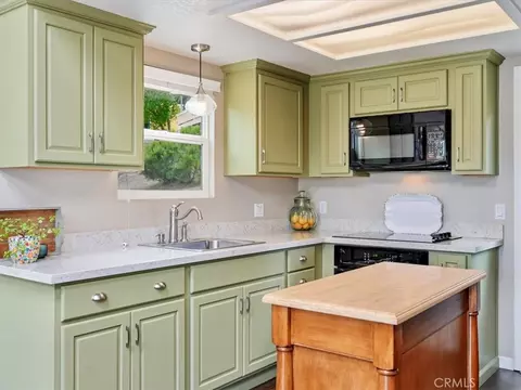 Kitchen - 3056 Ardath Dr, Cambria, CA 93428 photo 3 of 6