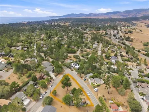 View/Area - 3056 Ardath Dr, Cambria, CA 93428 photo 2 of 3