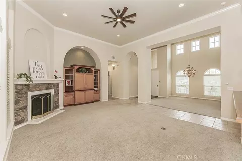 Living - 4477 N Quail Lake Dr, Clovis, CA 93619 photo 4 of 9