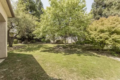 Exterior - 4477 N Quail Lake Dr, Clovis, CA 93619 photo 4 of 13