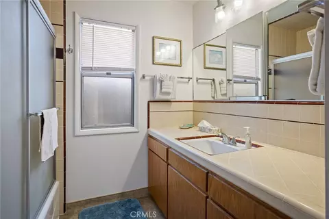 Bath - 2234 Pacific, Cayucos, CA 93430 photo 1 of 2