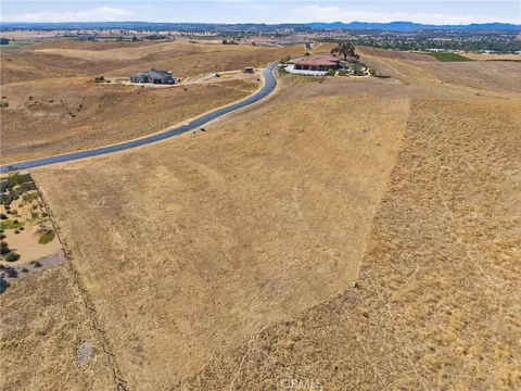 3633 Michele Cir, Paso Robles, CA 93446 photo 8