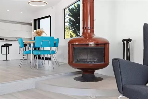 Dining - 399 Mitchell, Los Osos, CA 93402 photo 1 of 4