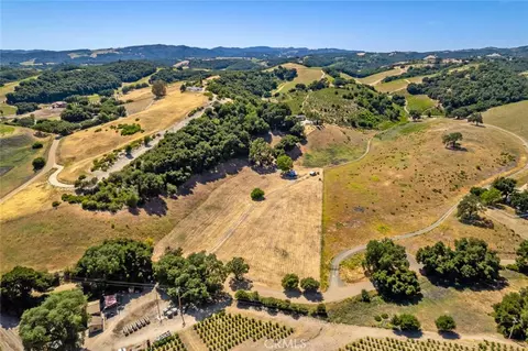 View/Area - 3065 Township Rd, Paso Robles, CA 93446 photo 1 of 6