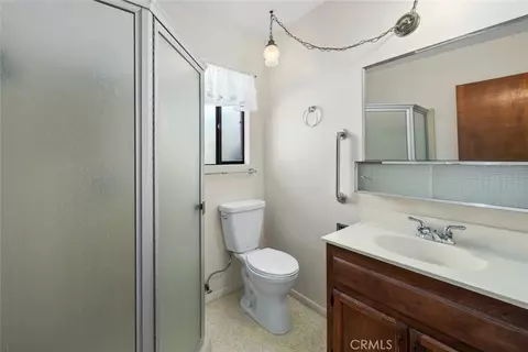 Bath - 3065 Township Rd, Paso Robles, CA 93446 photo 2 of 2