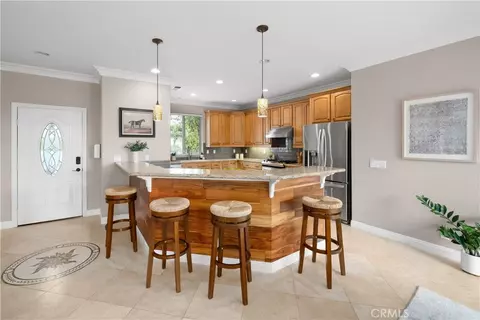 Kitchen - 725 Red Cloud Rd, Paso Robles, CA 93446 photo 2 of 5