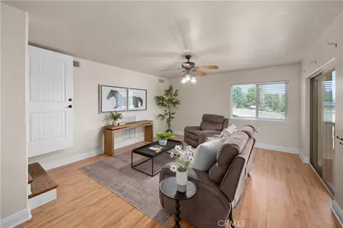 Living - 725 Red Cloud Rd, Paso Robles, CA 93446 photo 6 of 10