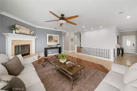 Living - 725 Red Cloud Rd, Paso Robles, CA 93446 photo 4 of 10