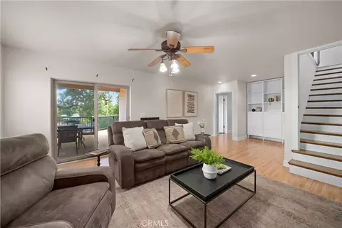Living - 725 Red Cloud Rd, Paso Robles, CA 93446 photo 7 of 10