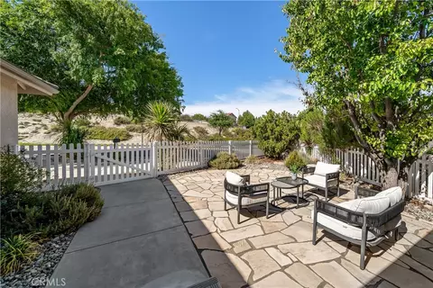 Exterior - 725 Red Cloud Rd, Paso Robles, CA 93446 photo 4 of 15