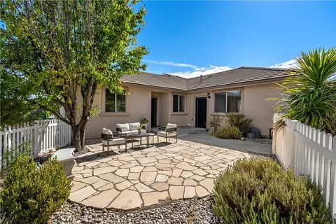 Exterior - 725 Red Cloud Rd, Paso Robles, CA 93446 photo 3 of 15