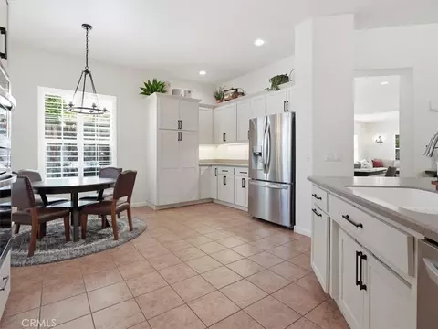 Kitchen - 951 Vista Cerro Dr, Paso Robles, CA 93446 photo 6 of 7