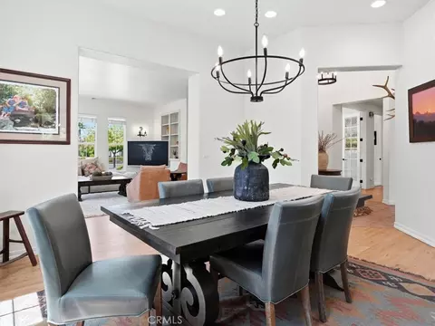 Dining - 951 Vista Cerro Dr, Paso Robles, CA 93446 photo 5 of 7
