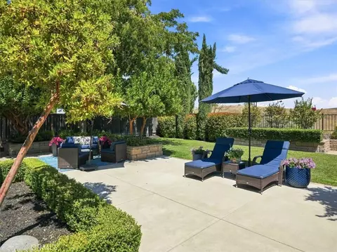 Exterior - 951 Vista Cerro Dr, Paso Robles, CA 93446 photo 8 of 16