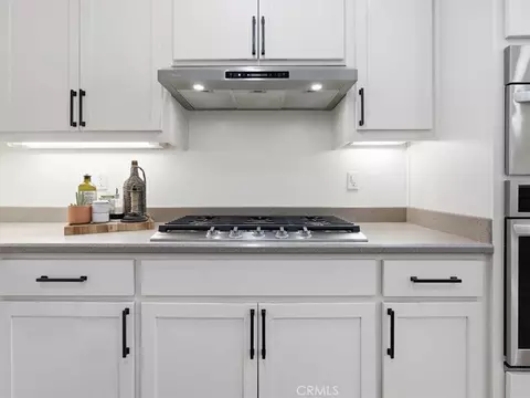 Kitchen - 951 Vista Cerro Dr, Paso Robles, CA 93446 photo 5 of 7