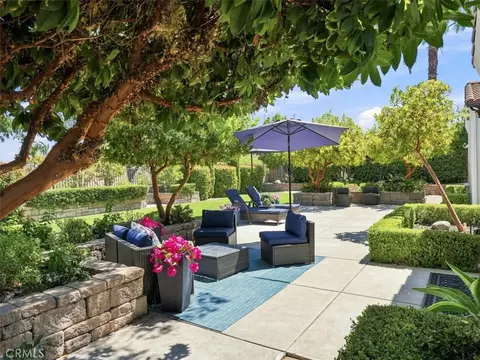 Exterior - 951 Vista Cerro Dr, Paso Robles, CA 93446 photo 2 of 16