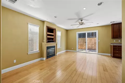 Living - 950 La Costa Ct, Atascadero, CA 93422 photo 2 of 3