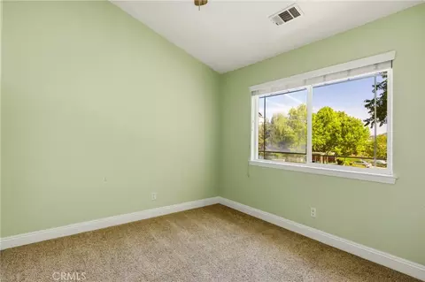 Bedroom - 950 La Costa Ct, Atascadero, CA 93422 photo 5 of 5