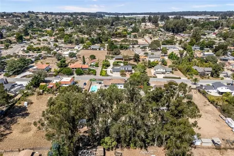 View/Area - 1497 La Quinta Dr, Nipomo, CA 93444 photo 6 of 8
