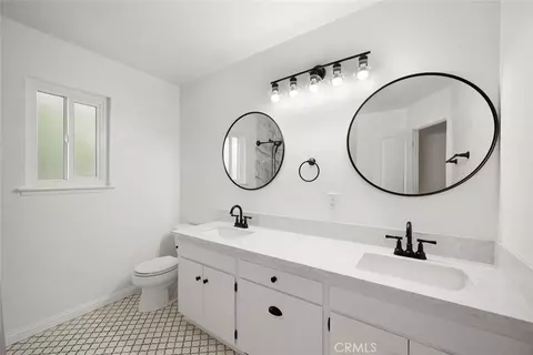 Bath - 1497 La Quinta Dr, Nipomo, CA 93444 photo 4 of 6