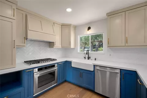 Kitchen - 1497 La Quinta Dr, Nipomo, CA 93444 photo 2 of 4
