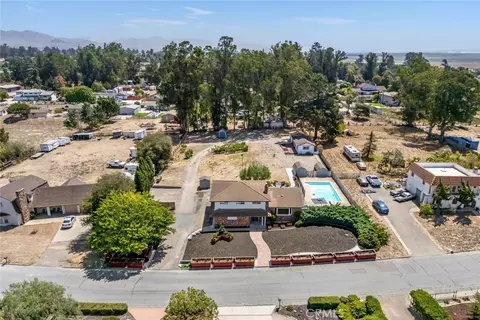 View/Area - 1497 La Quinta Dr, Nipomo, CA 93444 photo 3 of 8