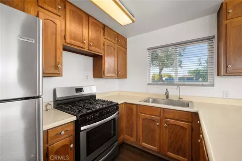 Kitchen - 1497 La Quinta Dr, Nipomo, CA 93444 photo 4 of 4