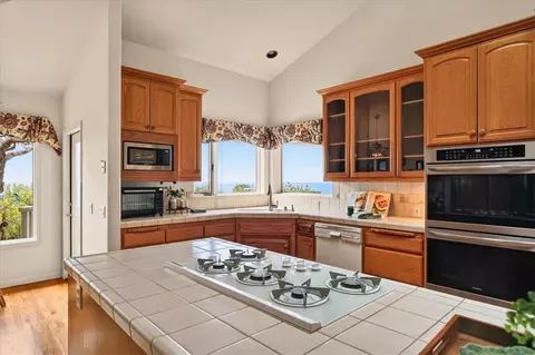 Kitchen - 2295 Benson Ave, Cambria, CA 93428 photo 2 of 4