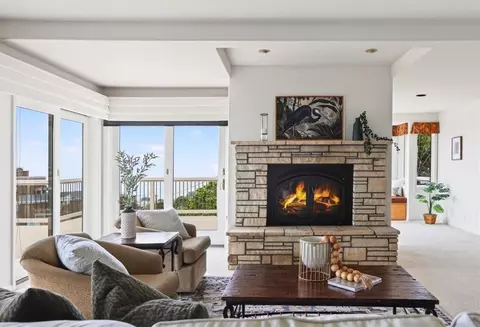 Living - 2295 Benson Ave, Cambria, CA 93428 photo 2 of 6