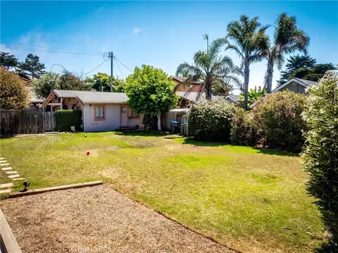 Exterior - 62 12th St, Cayucos, CA 93430 photo 5 of 6