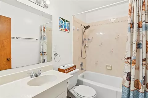 Bath - 210 S E, Lompoc, CA 93436 photo 1 of 2