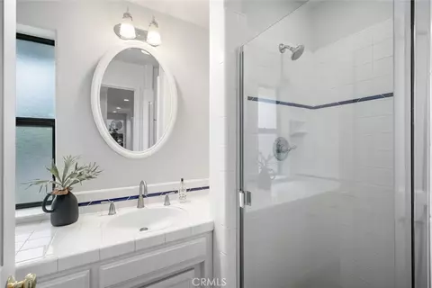 Bath - 806 Grove St, Paso Robles, CA 93446 photo 4 of 4