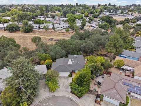 View/Area - 511 Moss Ave, Paso Robles, CA 93446 photo 2 of 7