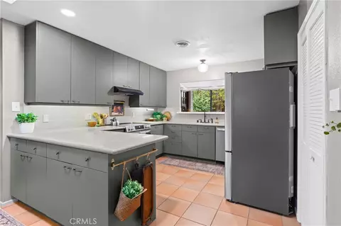 Kitchen - 511 Moss Ave, Paso Robles, CA 93446 photo 4 of 4