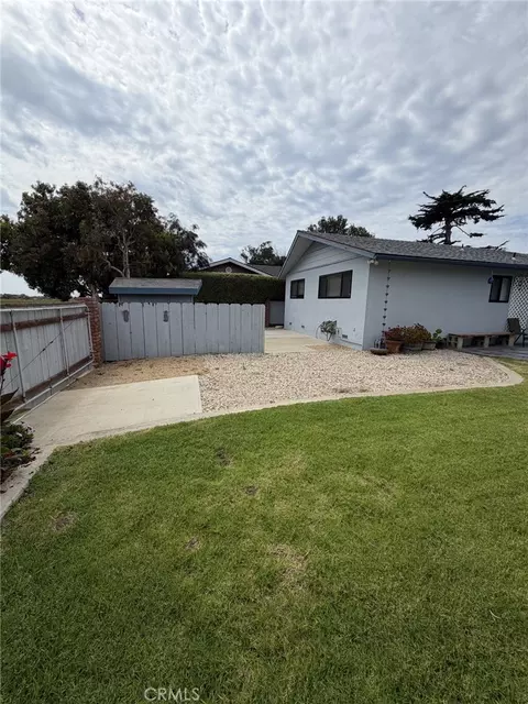 Exterior - 160 Terra St, Morro Bay, CA 93442 photo 6 of 8
