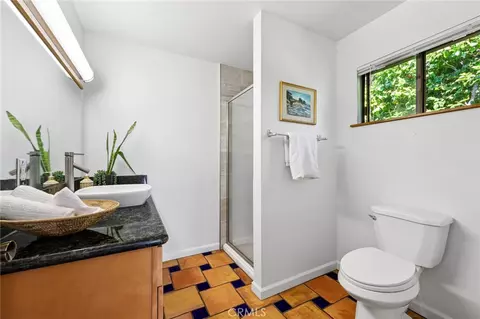 Bath - 590 Skyline Dr, Los Osos, CA 93402 photo 2 of 2