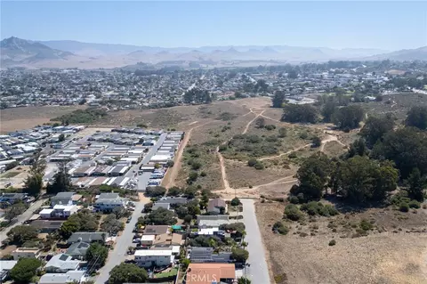 View/Area - 590 Skyline Dr, Los Osos, CA 93402 photo 4 of 5