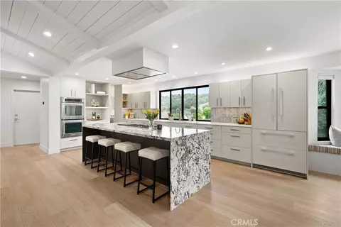 1096 Robin Cir, Arroyo Grande, CA 93420