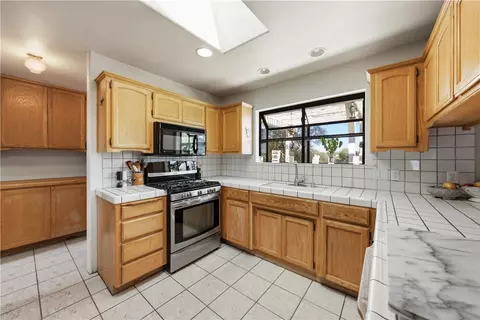 Kitchen - 6578 Northstar Ln, Paso Robles, CA 93446 photo 3 of 6