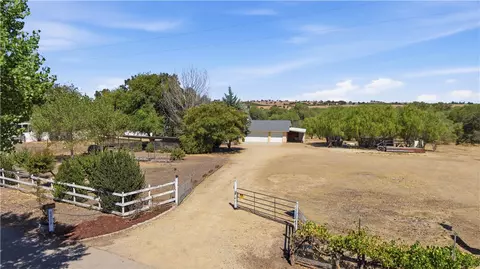 Exterior - 6578 Northstar Ln, Paso Robles, CA 93446 photo 9 of 11