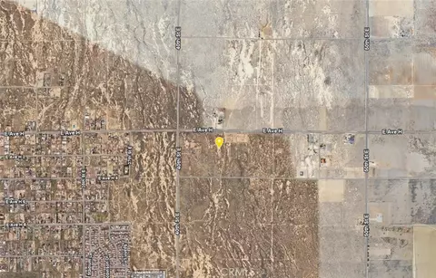 42 Avenue H #2, Lancaster, CA 93535 photo 7